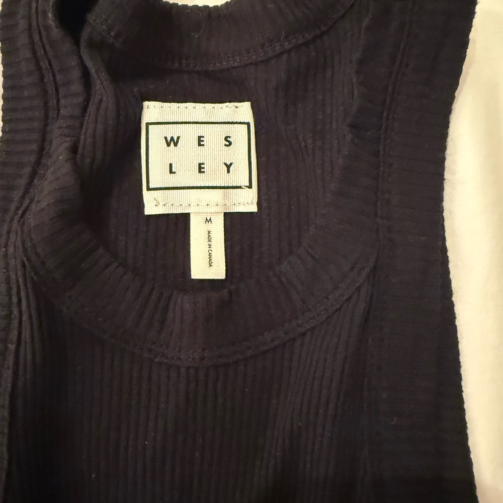 Esley Black Ribbed Women's Top
